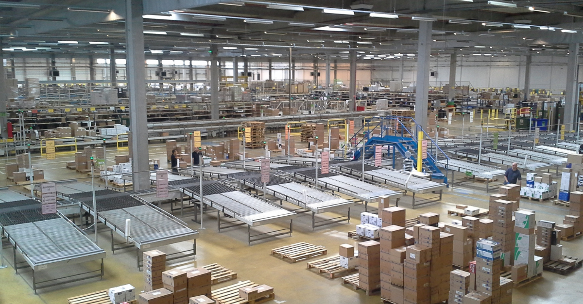 warehouse-automated-material-handling-system-packaging-logistics